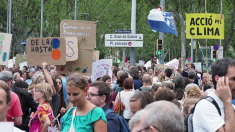 protest-climate-strike-environment-barcelona