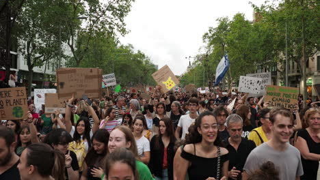 Protest-Klima-Streik-Umwelt-Barcelona