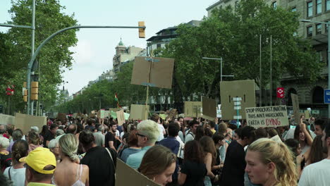 protest-climate-strike-environment-barcelona