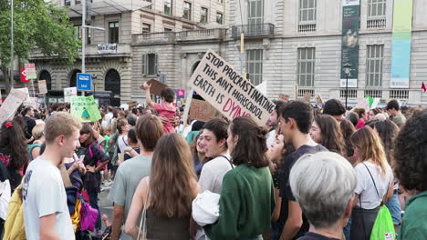 Protest-Klima-Streik-Umwelt-Barcelona