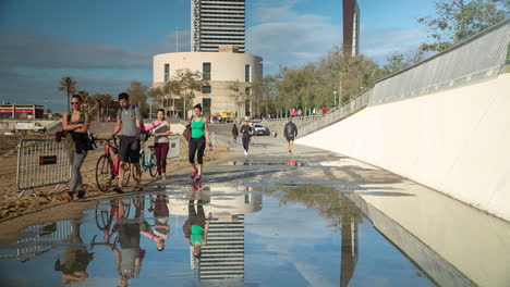 Strand-In-Barcelona-Nach-Der-Sperrung