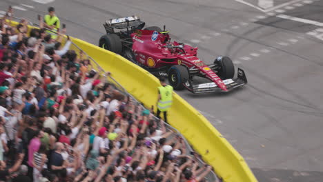 Forumla-1-race-cars-on-streets-of-barcelona