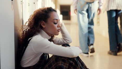 University,-girl-in-hallway-with-stress