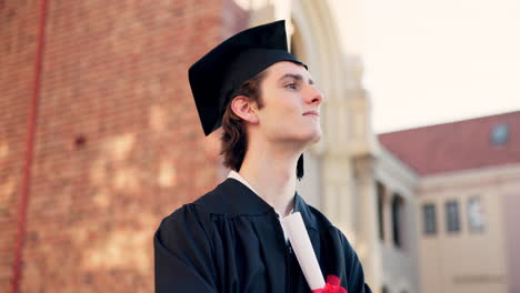 Hombre-Feliz,-Estudiante-Y-Graduado-Pensando-En-El-Futuro