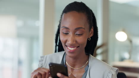 Funny,-black-woman-and-phone-in-office
