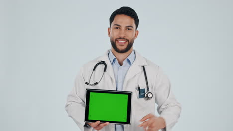 Doctor,-man-and-tablet-with-okay-hand