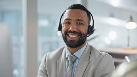 Happy-businessman,-face-and-call-center