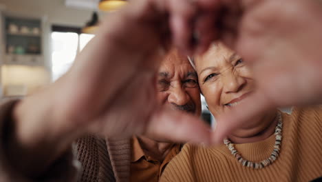 Face,-happy-and-senior-couple-with-heart-hands