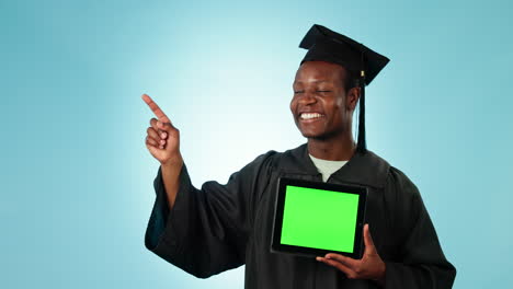 Graduation,-tablet-green-screen