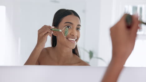 Frau,-Spiegel-Und-Badezimmer-Für-Die-Hautpflege