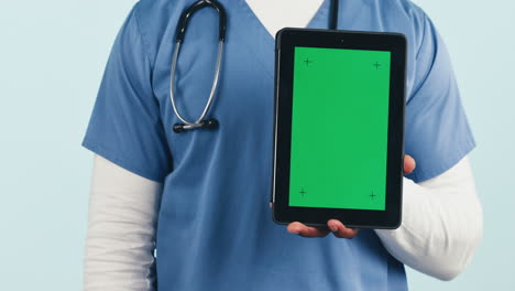 Thumbs-up,-nurse-and-man-with-tablet-green-screen