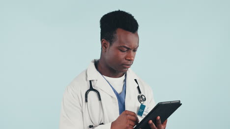 Doctor,-man-and-tablet-with-smile
