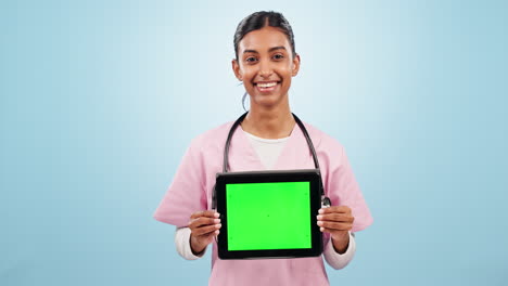 Gesundheitswesen,-Arzt-Und-Eine-Frau-Mit-Einem-Grünen-Bildschirm
