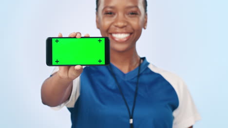 Woman,-phone-and-green-screen-for-sports-app