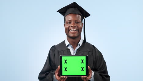 Tablet-green-screen,-graduation