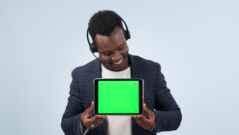 Schwarzer-Mann,-Callcenter-Und-Tablet-grüner-Bildschirm