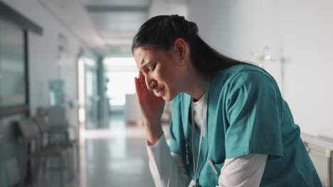 Stress,-Traurigkeit-Und-Verlust-Mit-Einer-Krankenschwester