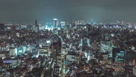 Toma-De-Timelapse-De-Gran-Altitud-Alejada-De-La-Ciudad-De-Tokio-Japón-Por-La-Noche
