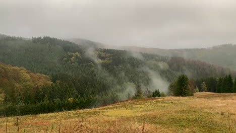 Montaña-Neuastenberg-Con-Niebla