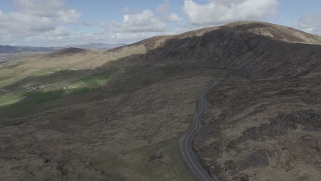 Drohnenschuss,-Luftbild-Neuseeland-Irland-Mit-Einigen-Felsen-über-Ozeanen