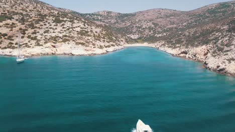 Vuelo-En-Paros,-Naxos,-Antiparos-En-Grecia