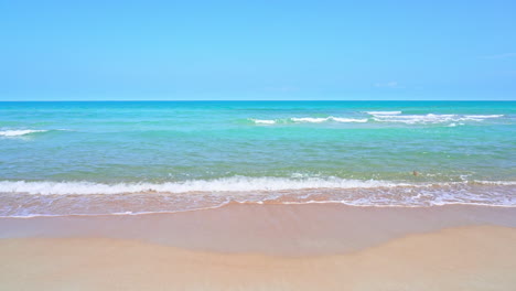 Emerald-Sea-and-Beach-Background