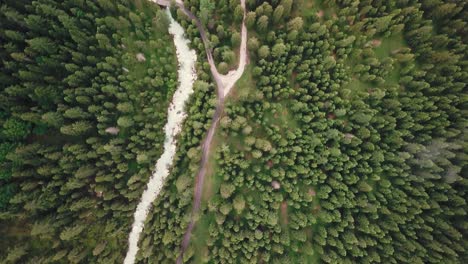 Straight-down-drone-shot-over-the-alps-in-south-Tyrol,-Italy