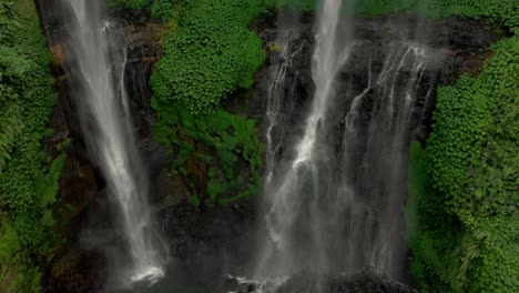 Sekumpul-waterfall-Bali-Indonesia-2018