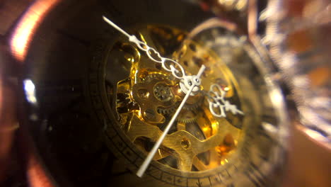 Reloj-De-Bolsillo-Mecanico-Antiguo