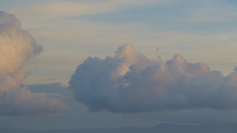 Hermosas-Nubes-Rodando-En-El-Cielo---Lapso-De-Tiempo