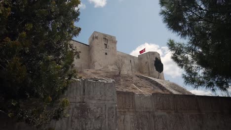 gaziantep-castle-is-a-fortress-in-the-city