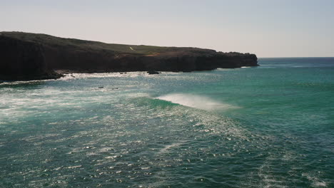Antena:-La-Playa-De-Surf-De-Bordeira-En-El-Algarve