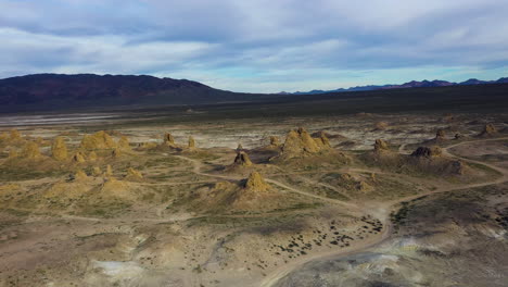 Aerial-of-Trona-Pinnacles-in-California,-an-otherworldly-landscape-near-Death-Valley