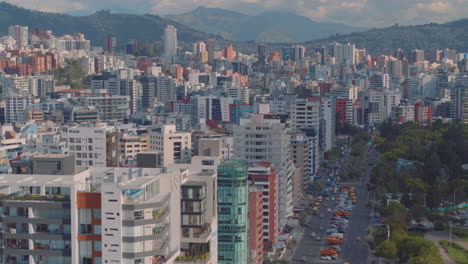 Quito-City-Reisende-Luftaufnahme.-Ecuador