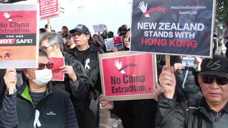2019-16-De-Junio-Proyecto-De-Ley-Contra-La-Extradición-De-Hong-Kong-Protesta-Por-El-Apoyo-De-La-Gente-De-Hong-Kong-Que-Vive-En-Auckland,-Nueva-Zelanda-En-Aotea-Square