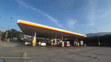 Gasolinera-Shell-En-La-Noche