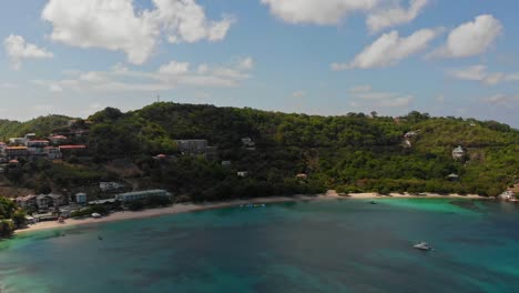 Increíble-Vista-Aérea-De-La-Playa-Morne-Rouge-En-La-Isla-De-Las-Especias-De-Granada