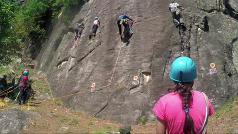 Rock-climbing-by-professional-mountaineer-of-a-reputed-mountaineering-institute-in-upper-Himalayas,-Uttarakhand-India