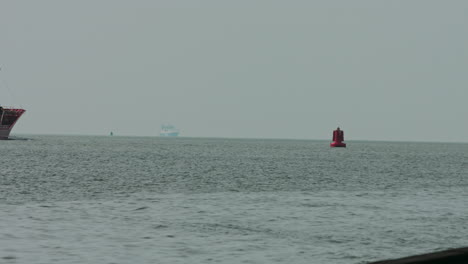 Der-Tanker-Bomar-Vesta-Verlässt-Den-Hafen