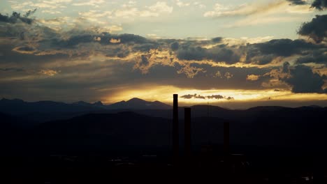 Zeitraffer-Des-Sonnenuntergangs-über-Boulder,-Colorado
