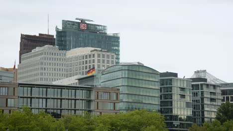 Skyline-Des-Potsdamer-Platzes-Ein-Berühmter-Platz-Mit-Wolkenkratzern-In-Berlin