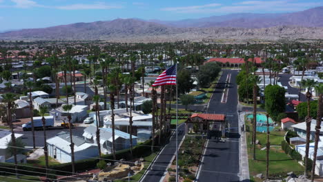 Patriotische-Amerikanische-Premium-Nachbarschaft-Von-Indio-California-Aerial