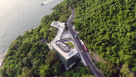 Edificio-Del-Campus-De-La-Universidad-De-Chicago-En-Hong-Kong,-Vista-Aérea