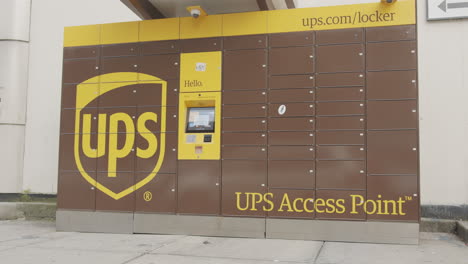 Wide-Tilt-of-a-UPS-Access-Point-Package-Locker