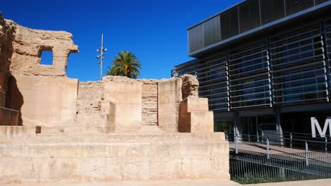 Pan-right-shot-of-the-"MAHE",-the-Archaeological-and-history-museum-in-Elche,-Spain
