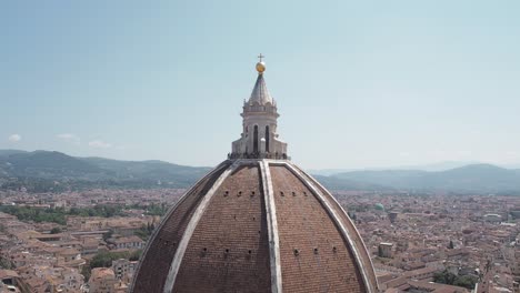 4k-Tourists-at-the-top-of-Cathedral-of-Santa-Maria-del-Fiore