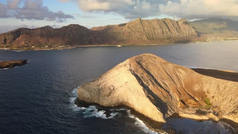 Slow-and-steady-drone-footage-of-Manana-Island-or-Rabbit-Island-in-Hawaii