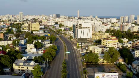 Santo-Domingo-Stadt-Und-Verlassene-Straße-Während-Der-Covid-19-quarantäne