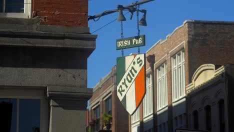 Ryans-Pub-Irlandés-Firmar-Nueva-Orleans-Louisiana