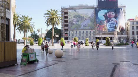 People-in-European-Urban-City-Streets-of-Malaga,-Spain